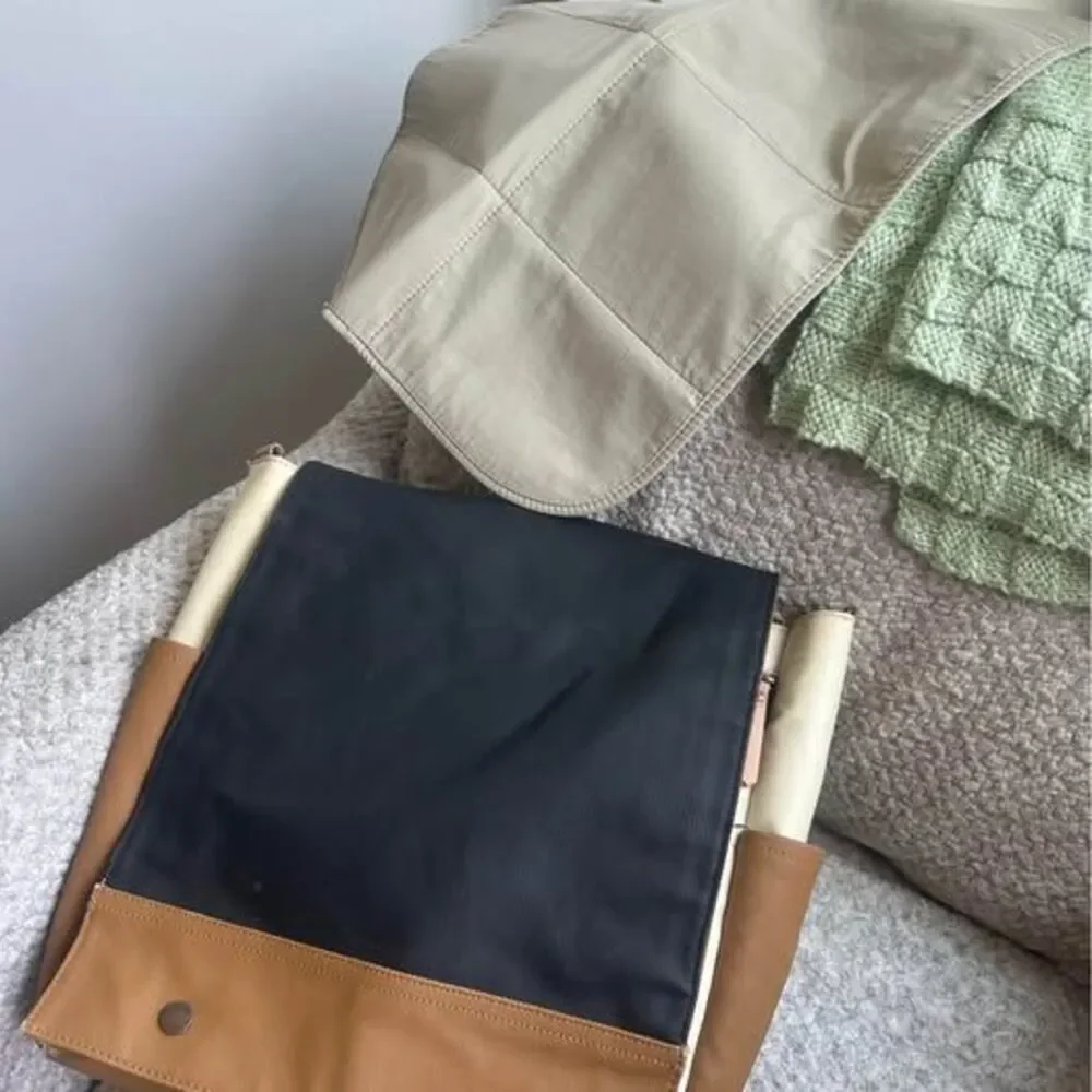 Petunia Pickle Bottom think used